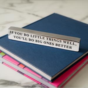 Do Things Well Paperweight,4