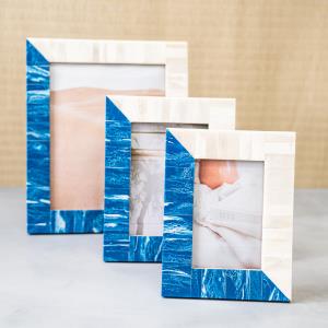 Black & White Photo Frame